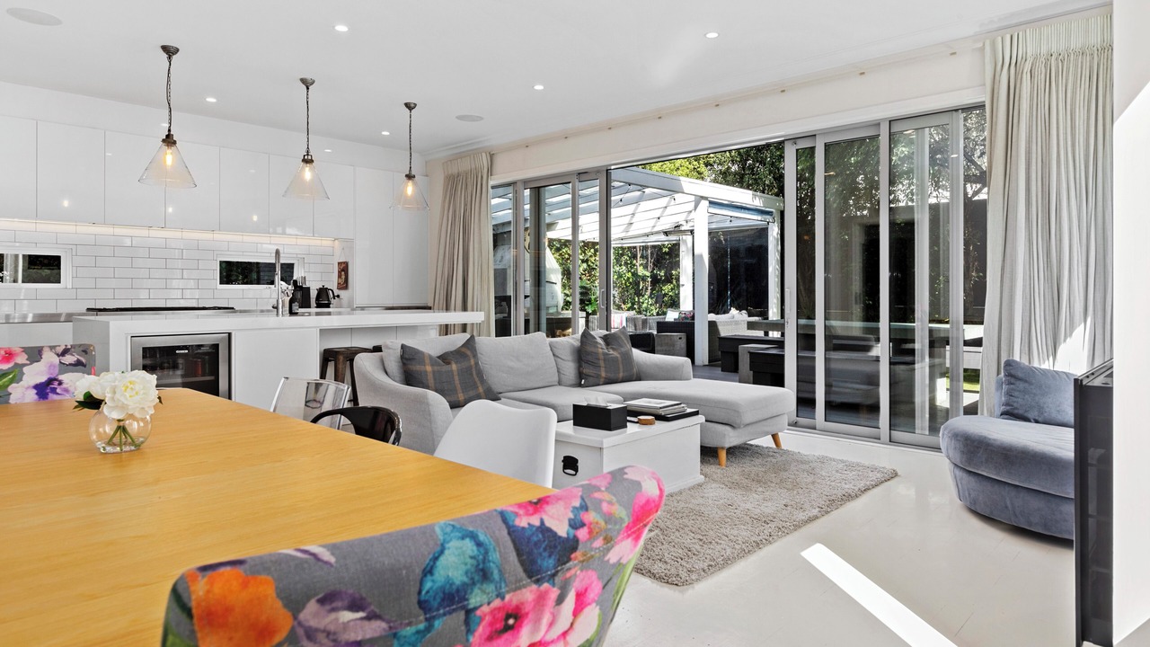 Photo of Livingroom in Thorndon