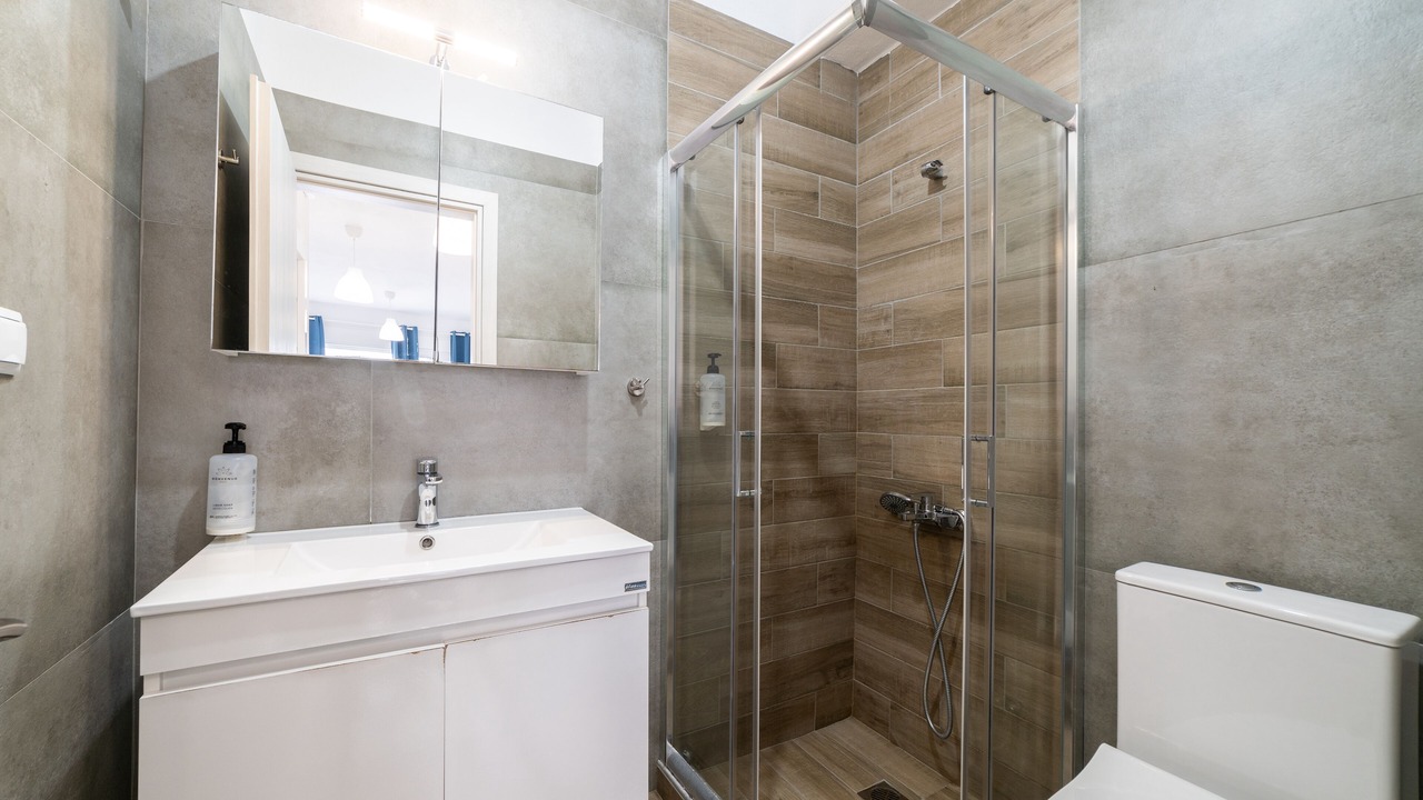 Photo of Bathroom in Ofrinion
