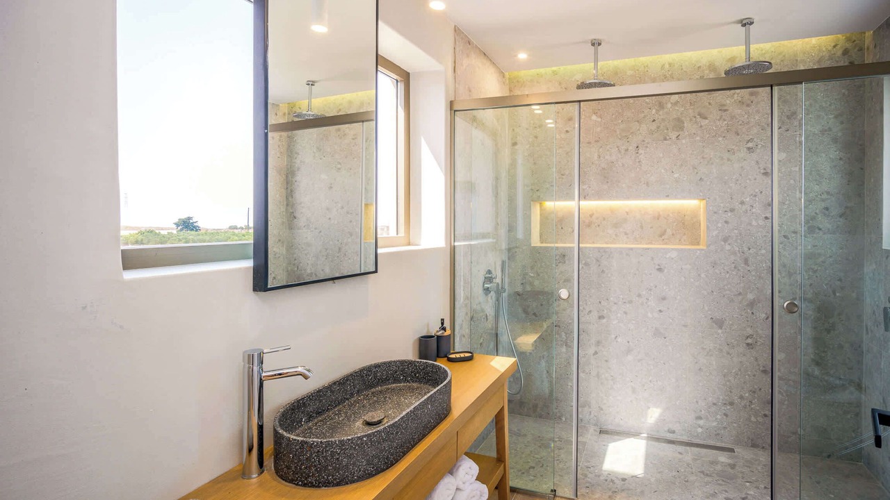 Photo of Bathroom in Anopolis