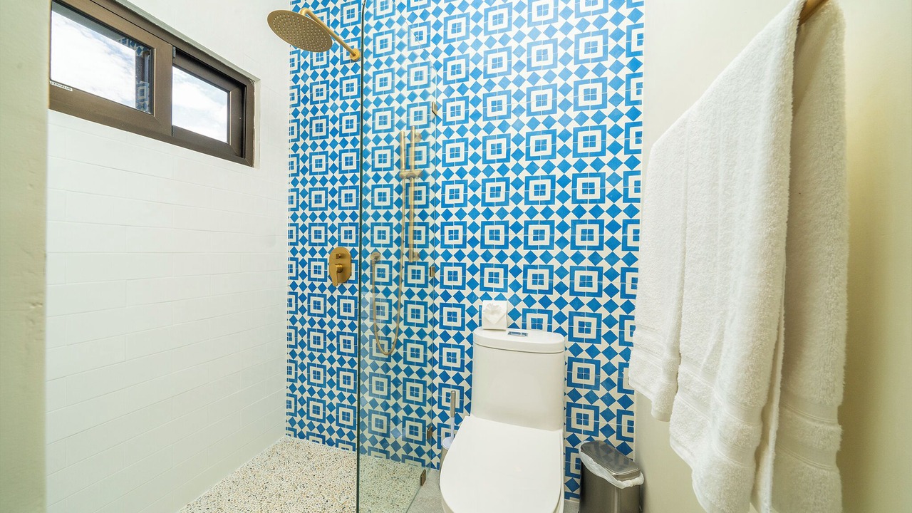 Photo of Bathroom in Potrero