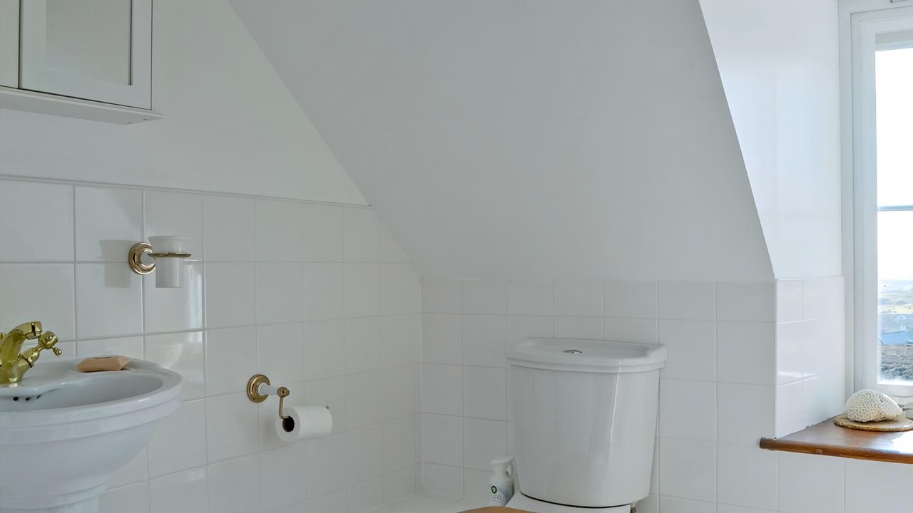 Photo of Bathroom in Colbost
