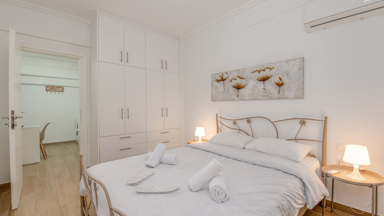 Photo of Bedroom in Kallithea