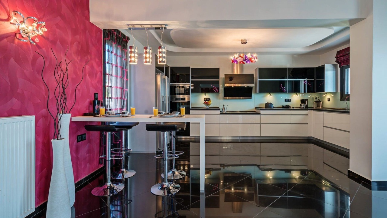 Photo of Others in Maroulas