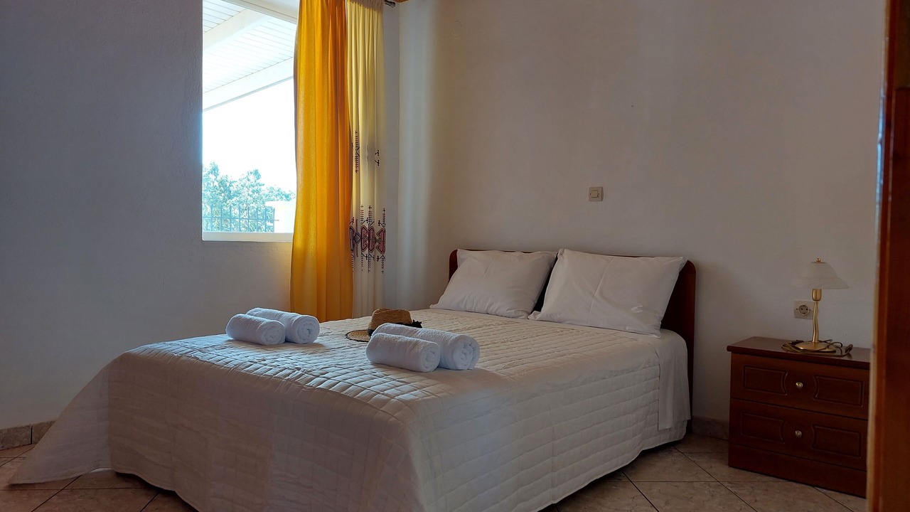 Photo of Bedroom in Angon