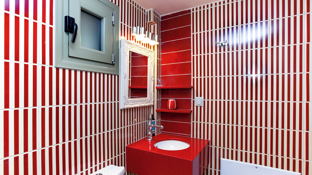 Photo of Bathroom in Aigio