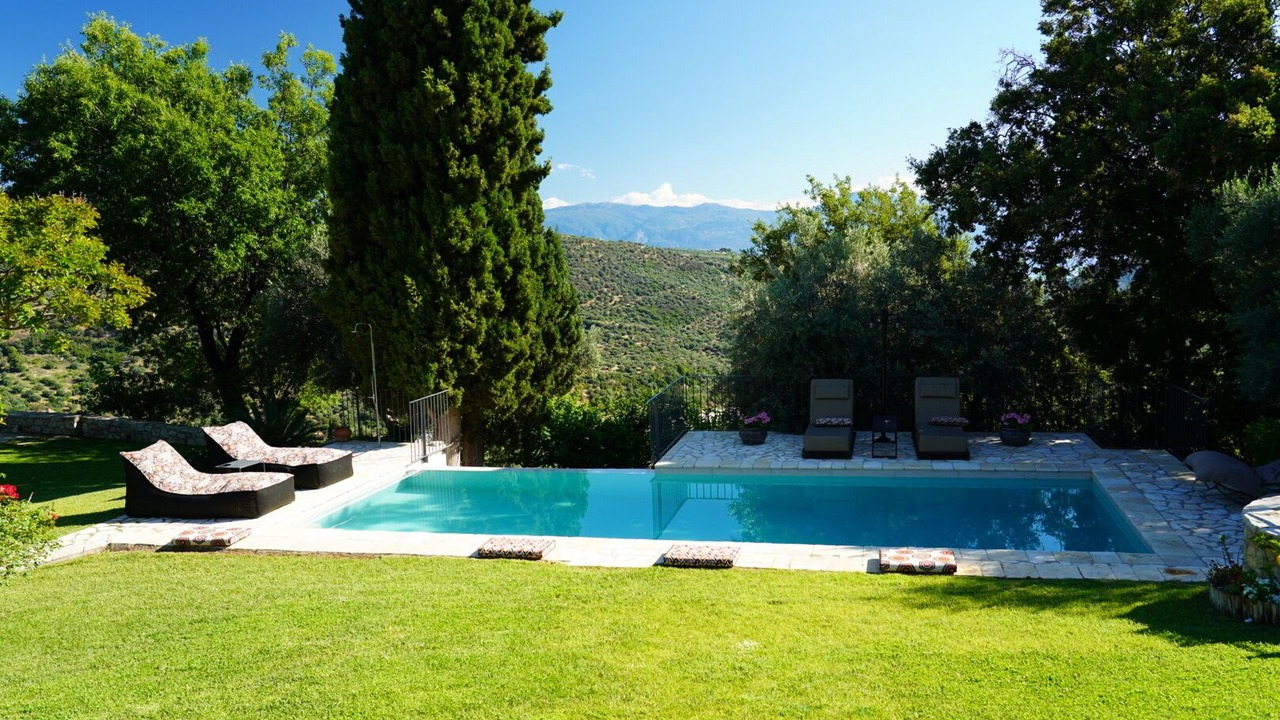 Photo of Outdoor in Aigio