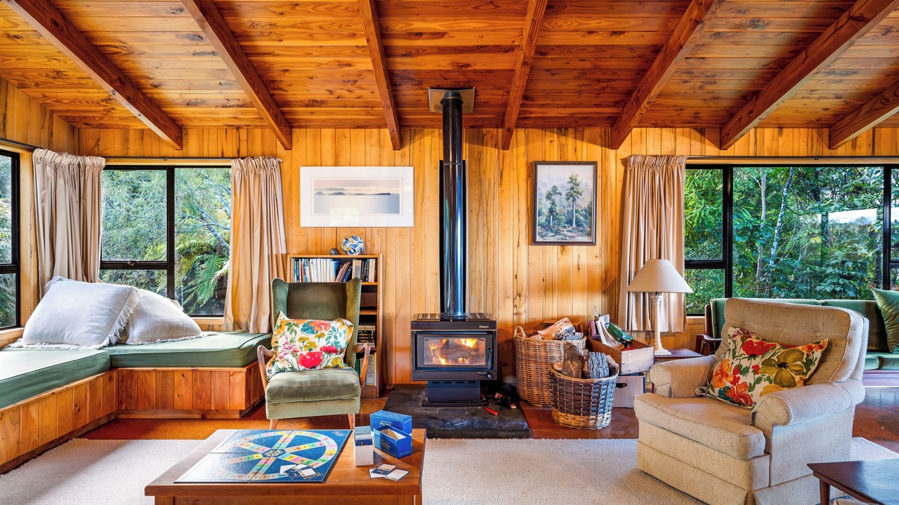Photo of Livingroom in Pukawa