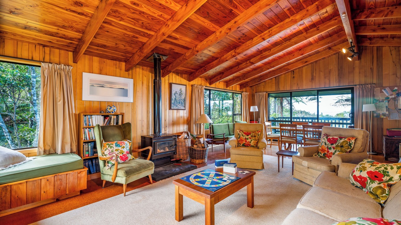 Photo of Livingroom in Pukawa