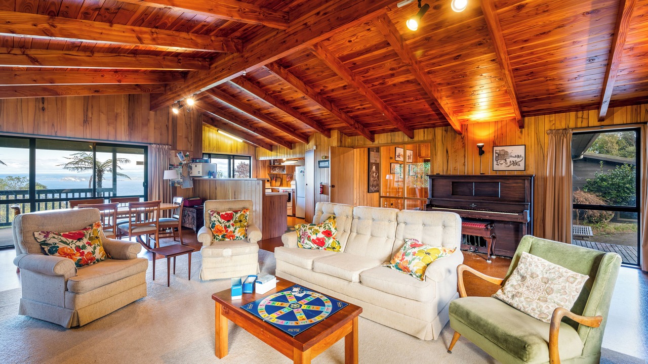 Photo of Livingroom in Pukawa