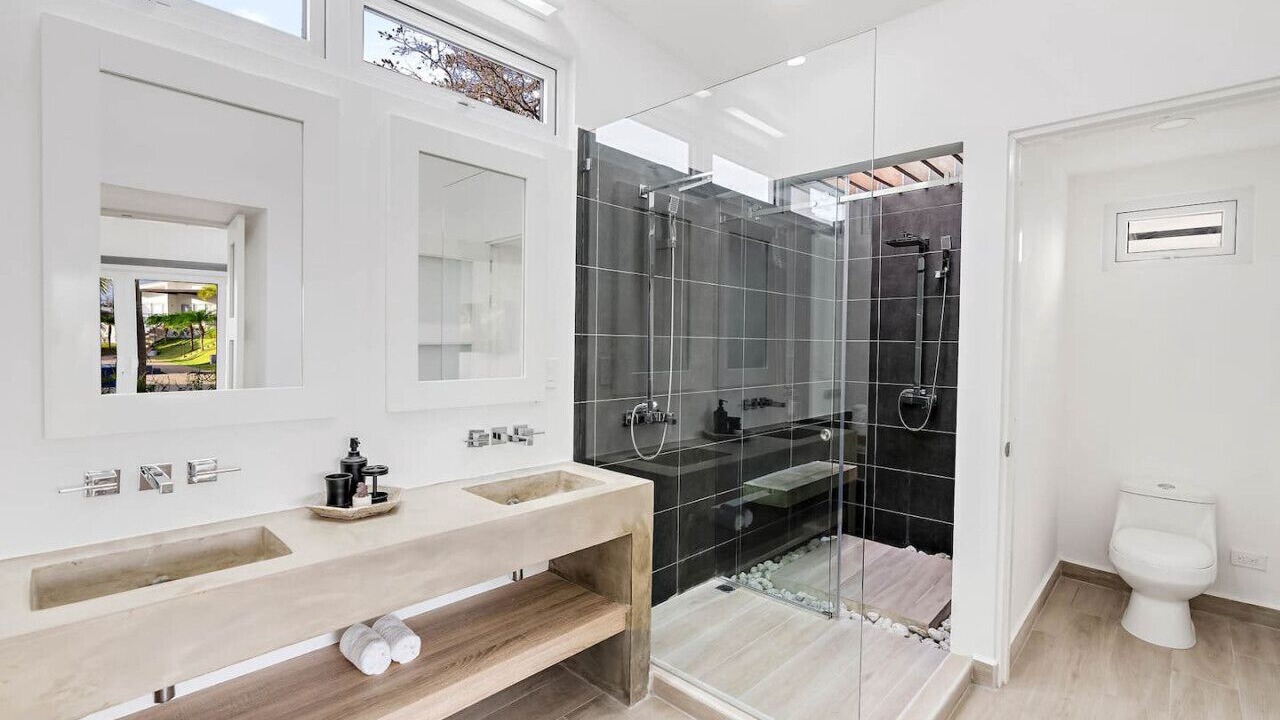 Photo of Bathroom in Avellanas Beach
