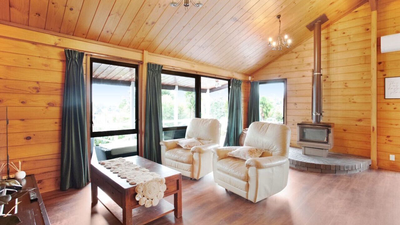 Photo of Livingroom in Greenhithe