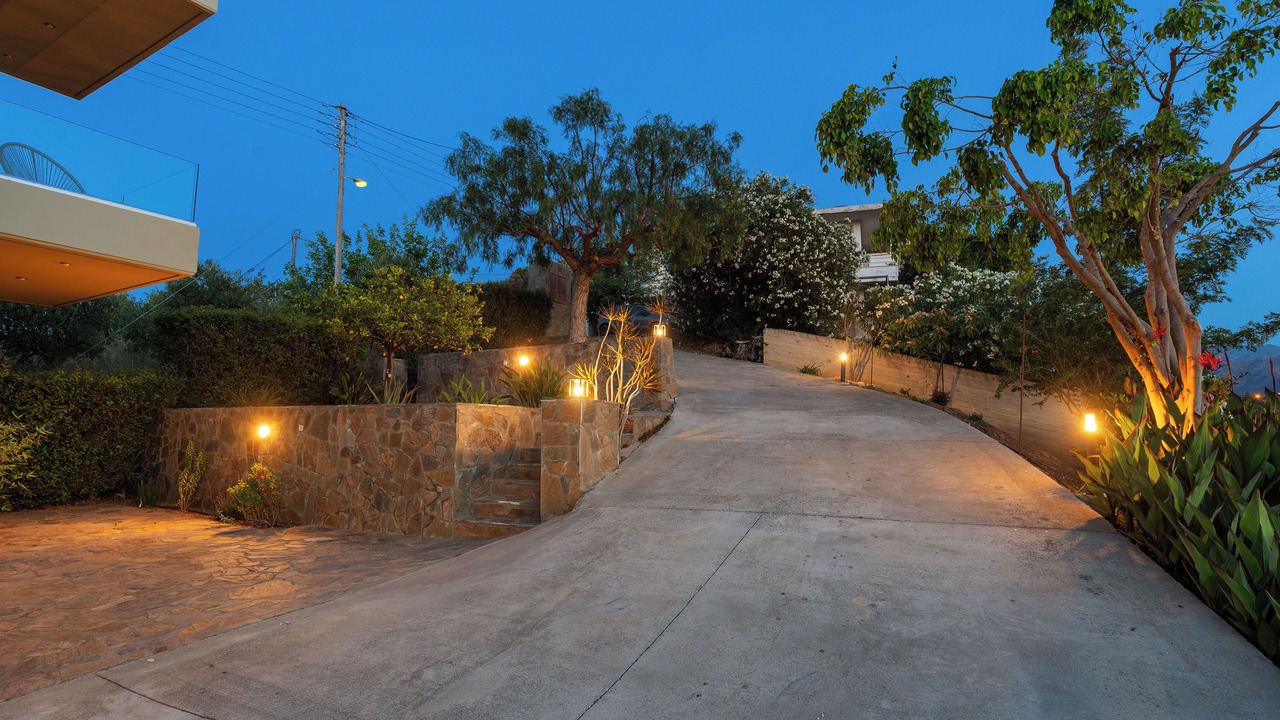 Photo of Outdoor in Makrys Tichos