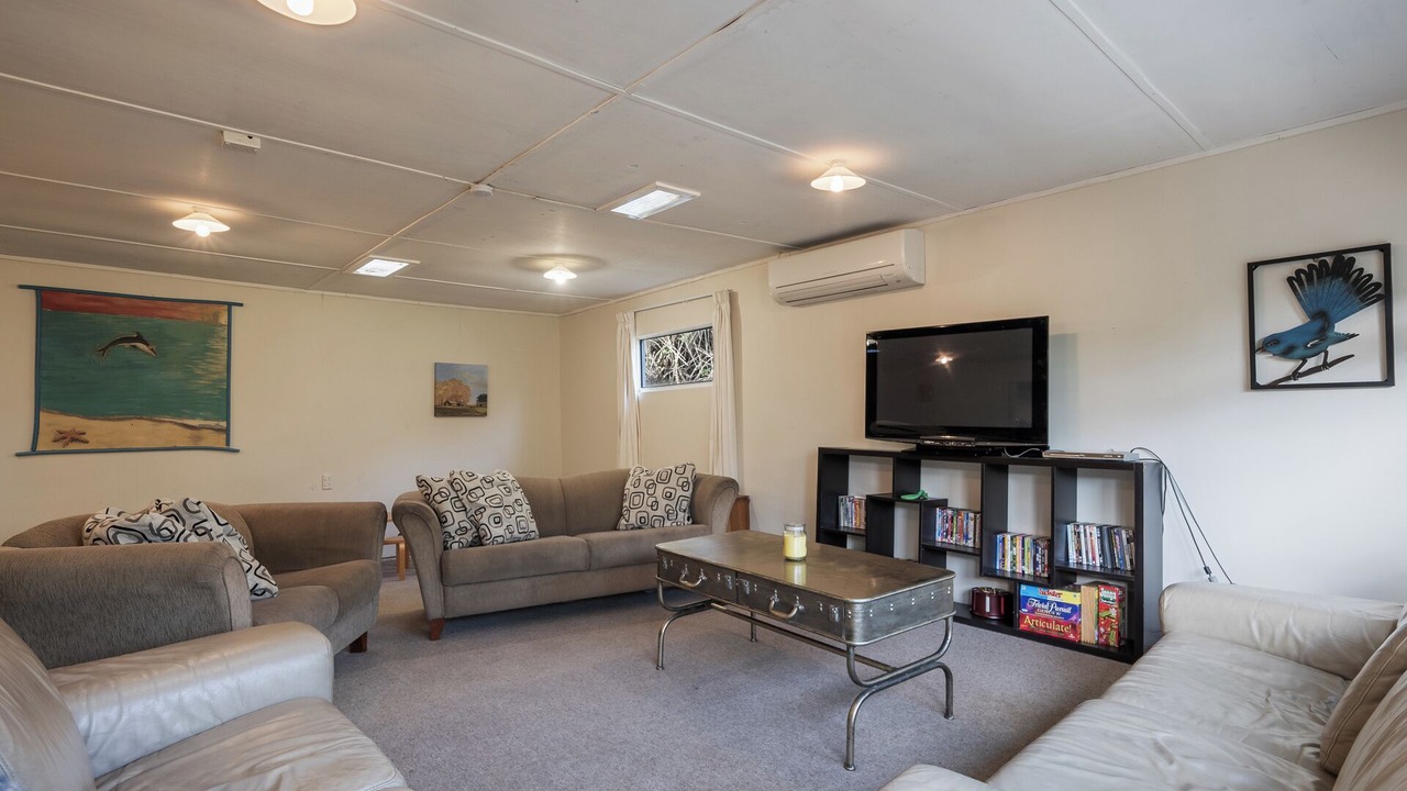 Photo of Livingroom in Waitarere Beach