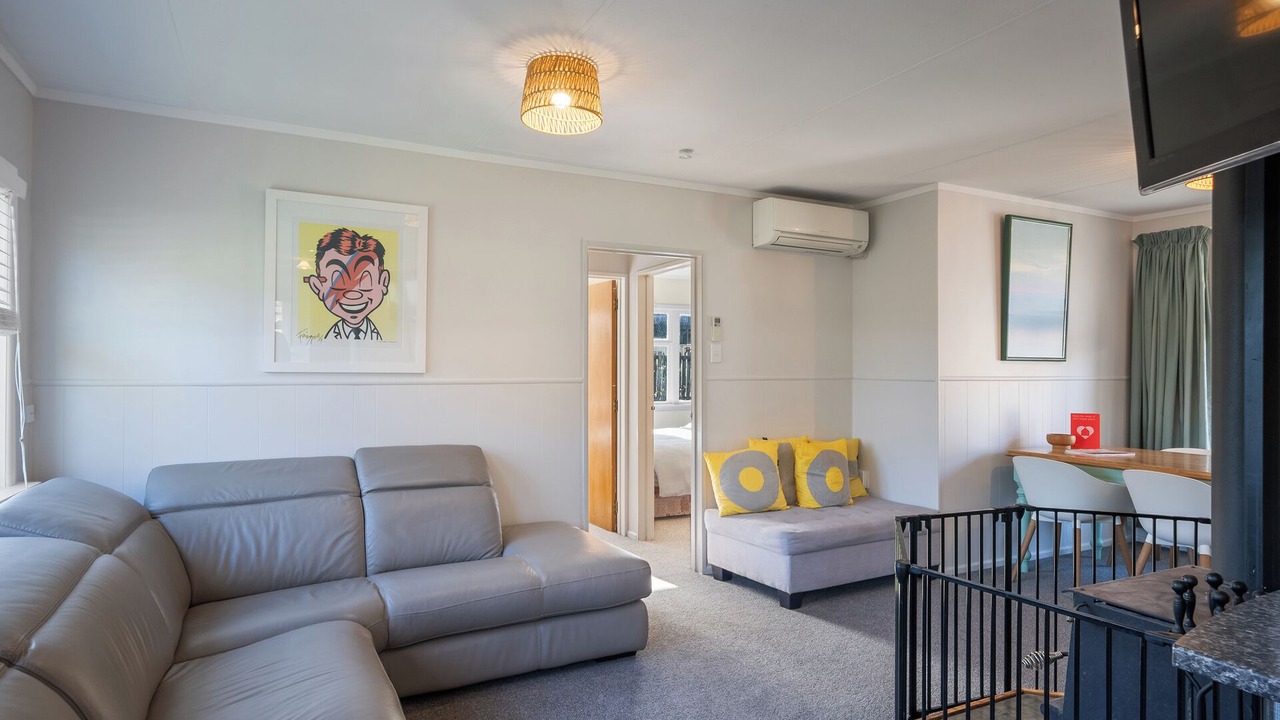 Photo of Livingroom in Waitarere Beach