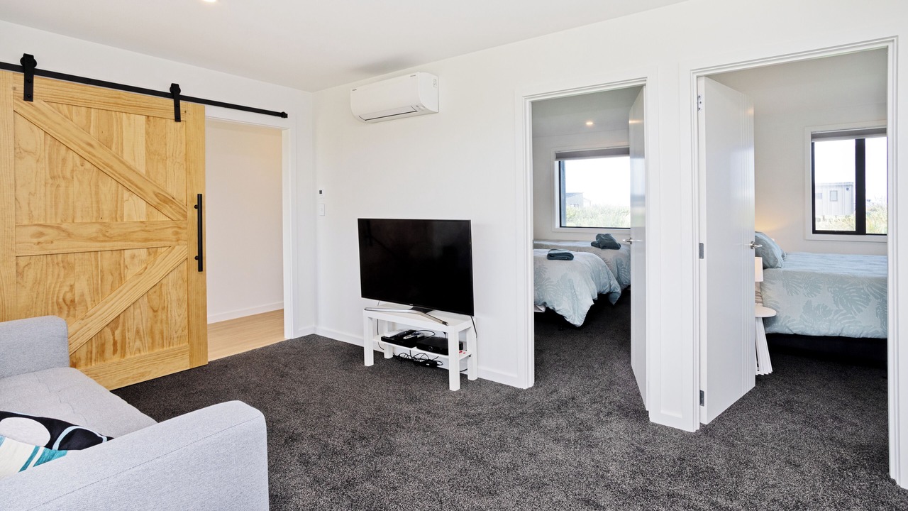 Photo of Bedroom in Colac Bay