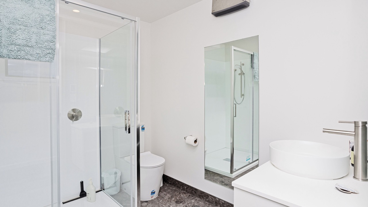 Photo of Bathroom in Colac Bay