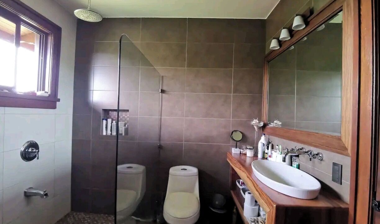 Photo of Bathroom in Desamparados