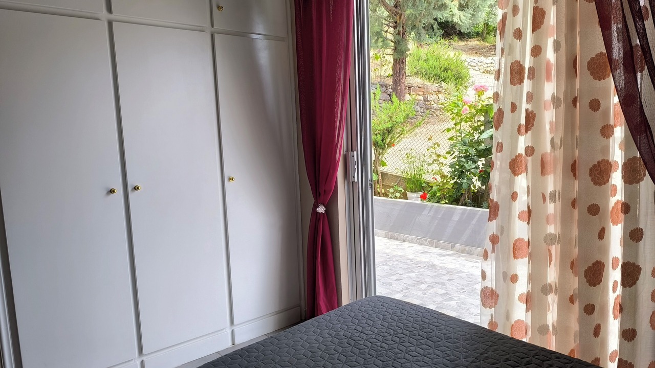 Photo of Bedroom in Charakas