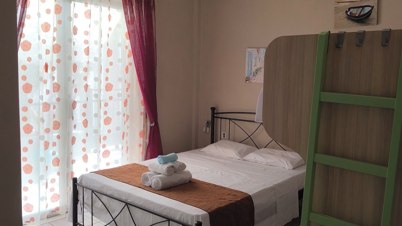Photo of Bedroom in Charakas