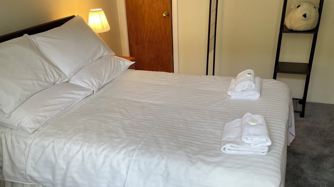 Photo of Bedroom in Newington