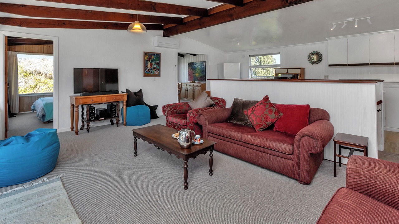Photo of Livingroom in Matapouri