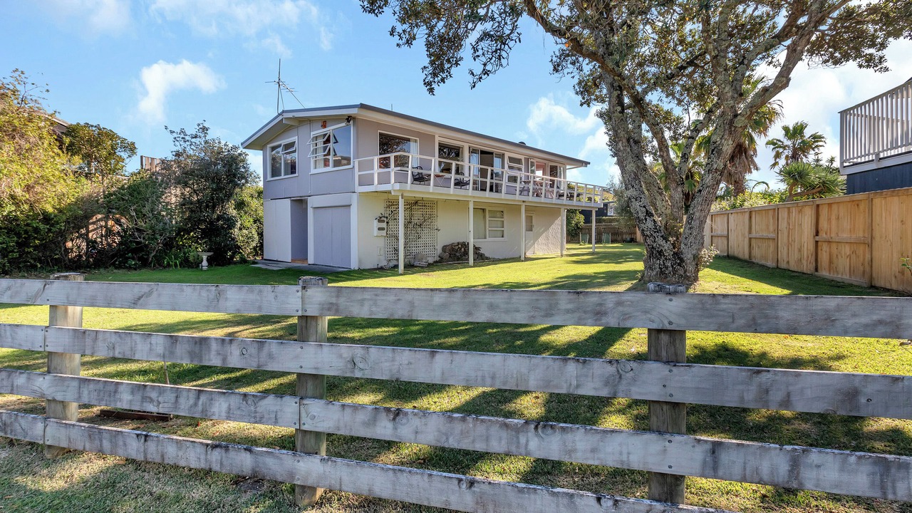 Photo of Outdoor in Matapouri