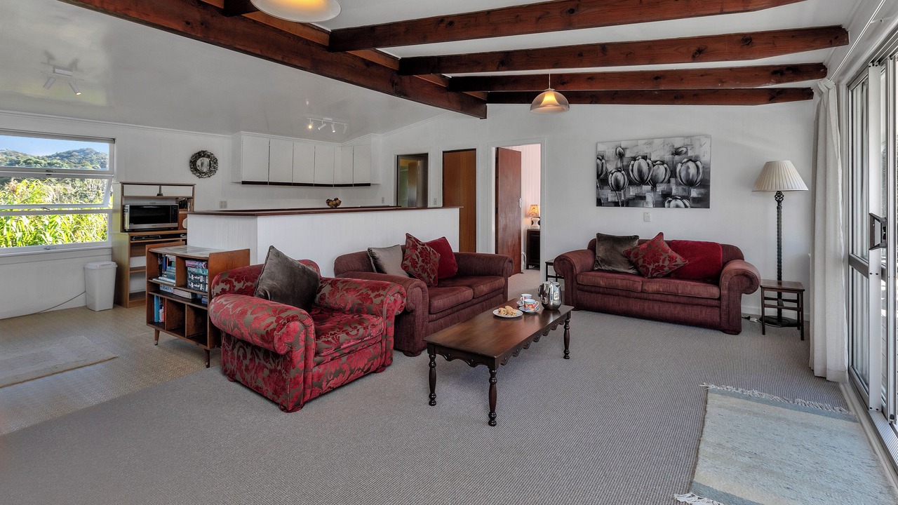 Photo of Livingroom in Matapouri