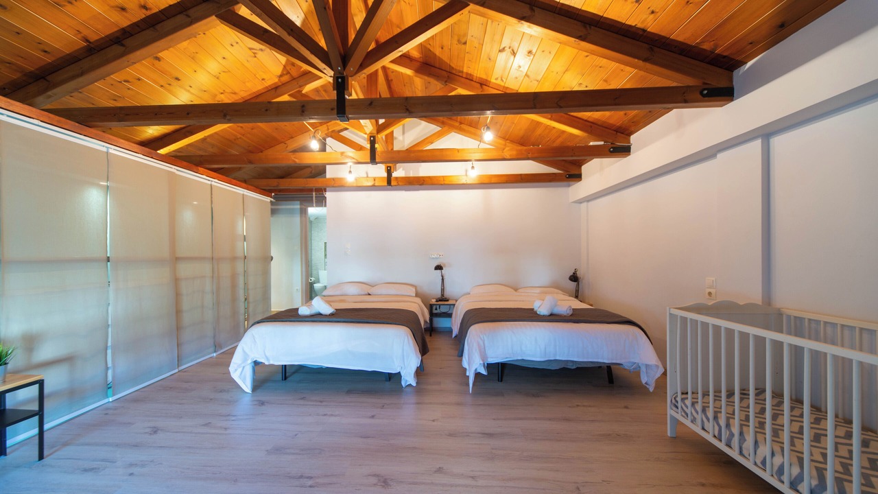 Photo of Others in Ano Lechonia