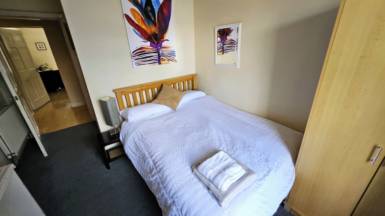 Photo of Bedroom in Tollcross