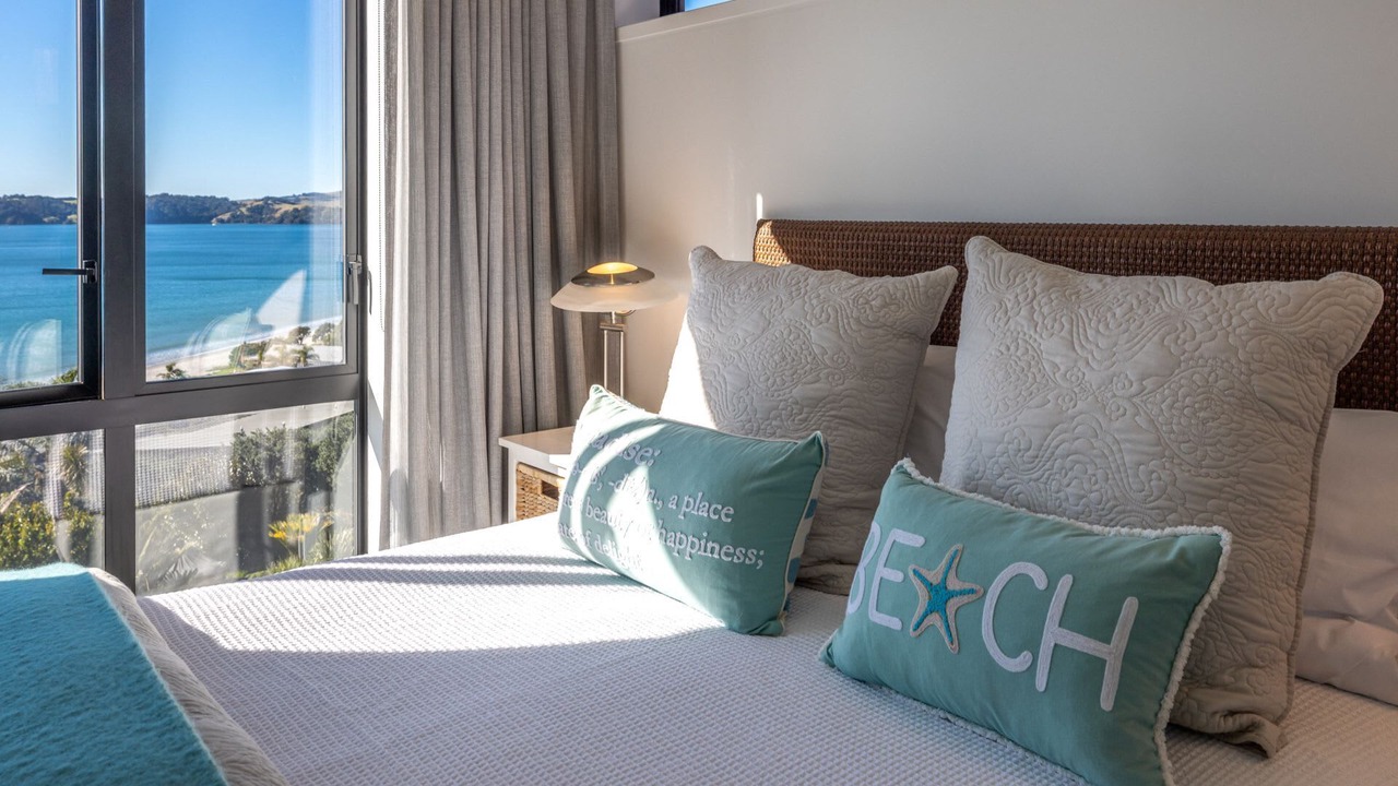 Photo of Bedroom in Onetangi