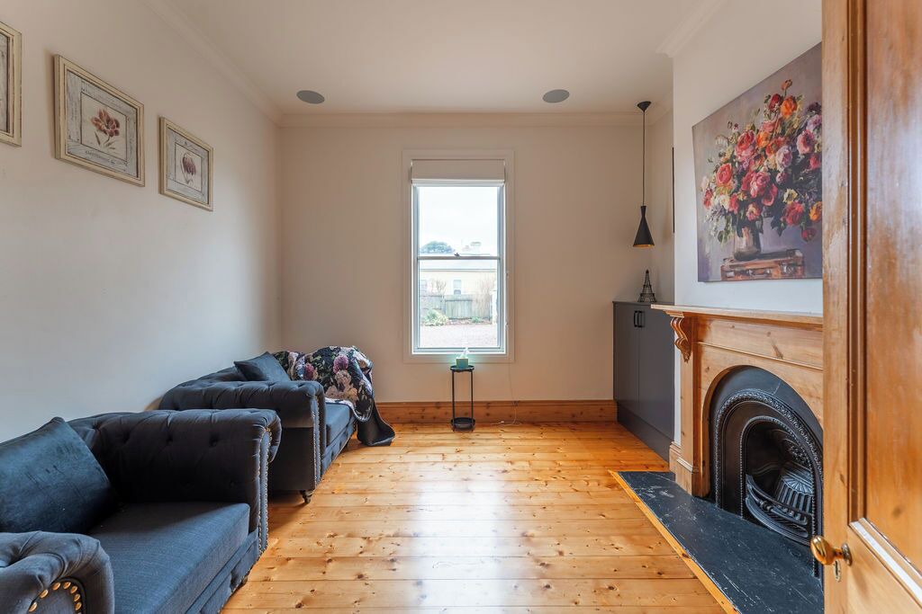 Photo of Livingroom in East Devonport