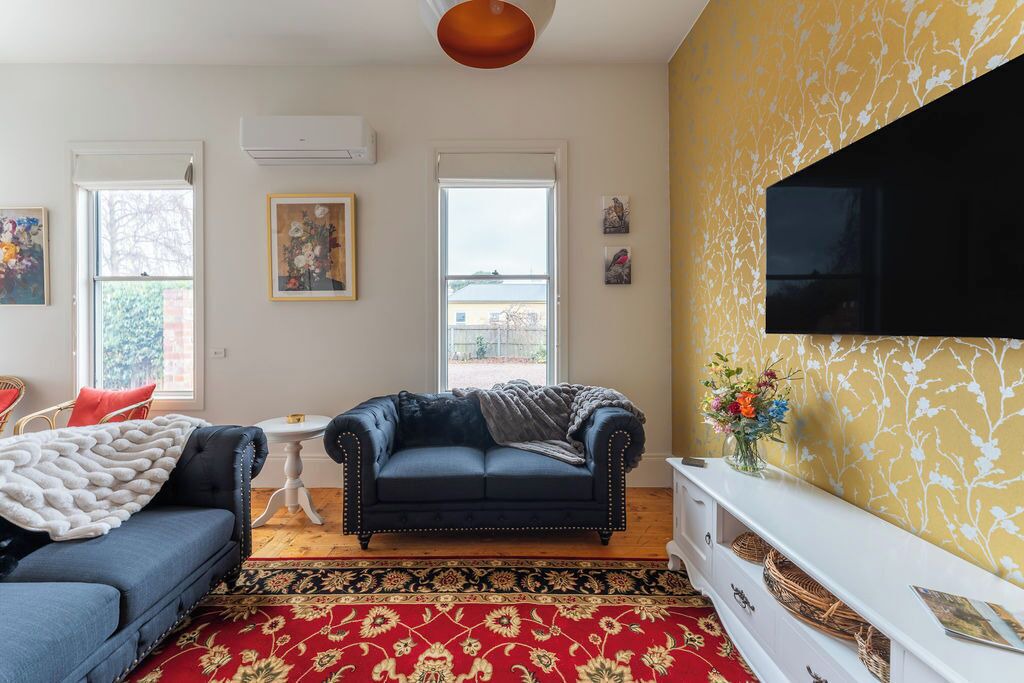 Photo of Livingroom in East Devonport