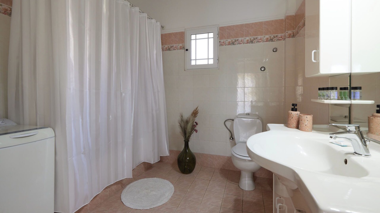 Photo of Bathroom in Kato Samiko