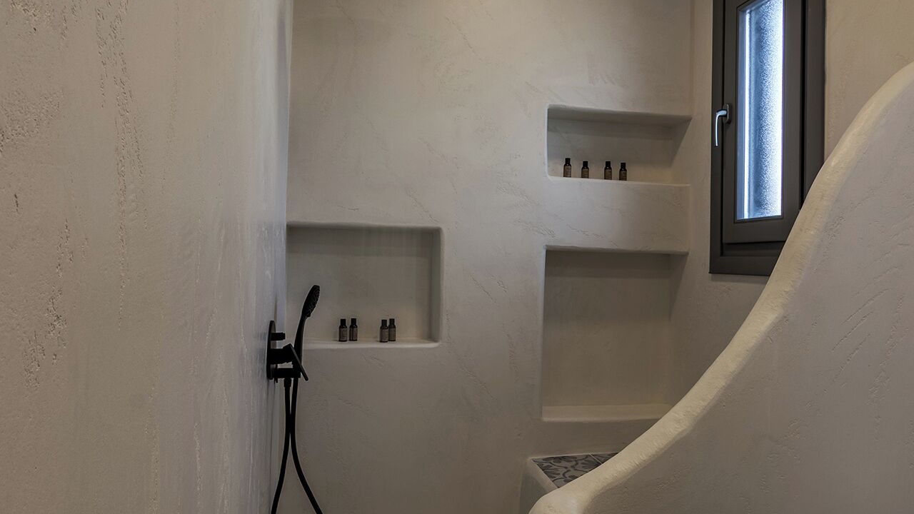 Photo of Bathroom in Adamas
