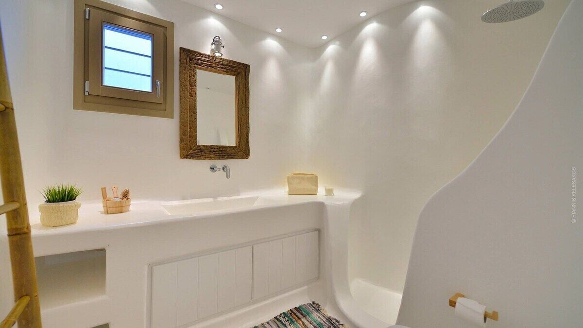 Photo of Bathroom in Elia