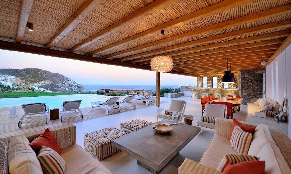 Photo of Outdoor in Elia