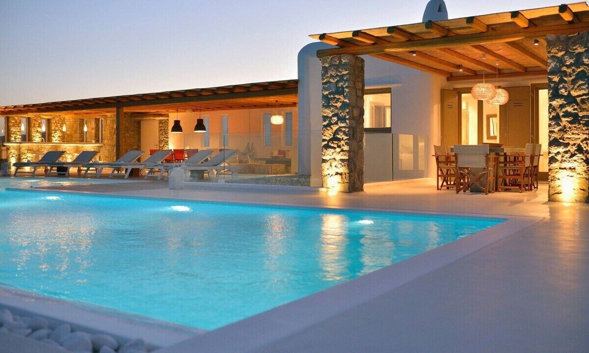 Photo of Outdoor in Elia