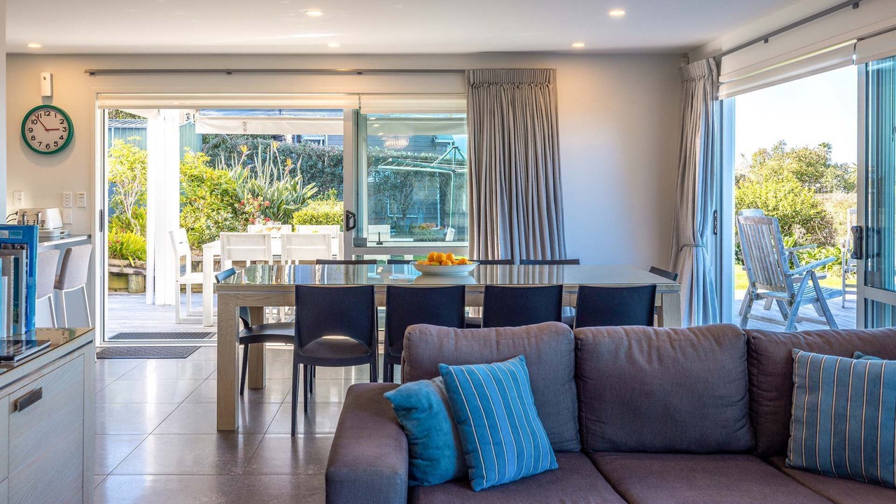 Photo of Livingroom in Oneroa
