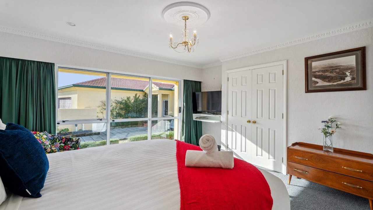 Photo of Bedroom in Lowburn