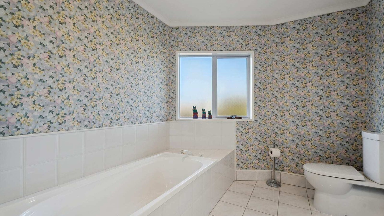 Photo of Bathroom in Lowburn