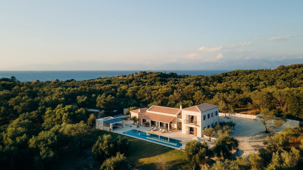 Photo of Outdoor in Agnos
