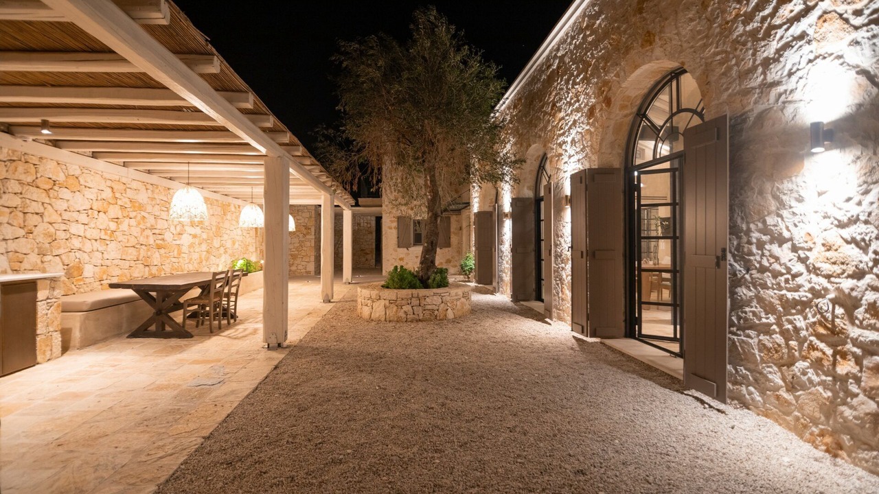 Photo of Outdoor in Agnos