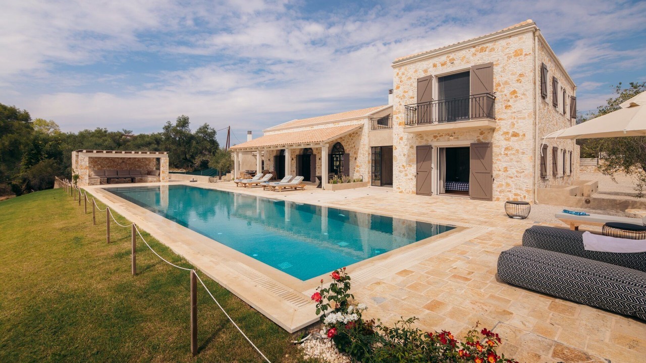 Photo of Outdoor in Agnos
