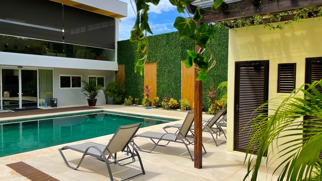 Photo of Outdoor in Barrio Ricos y Famosos