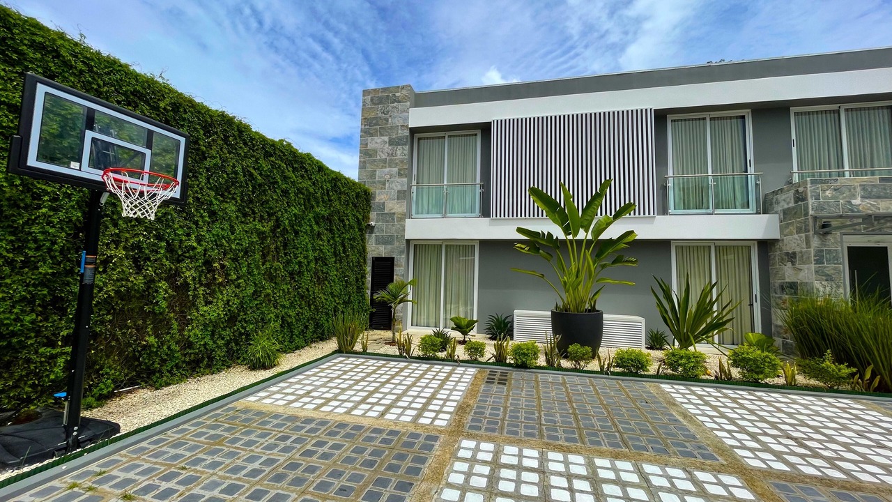 Photo of Outdoor in Barrio Ricos y Famosos