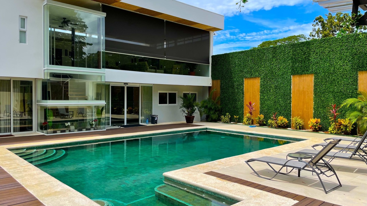 Photo of Outdoor in Barrio Ricos y Famosos