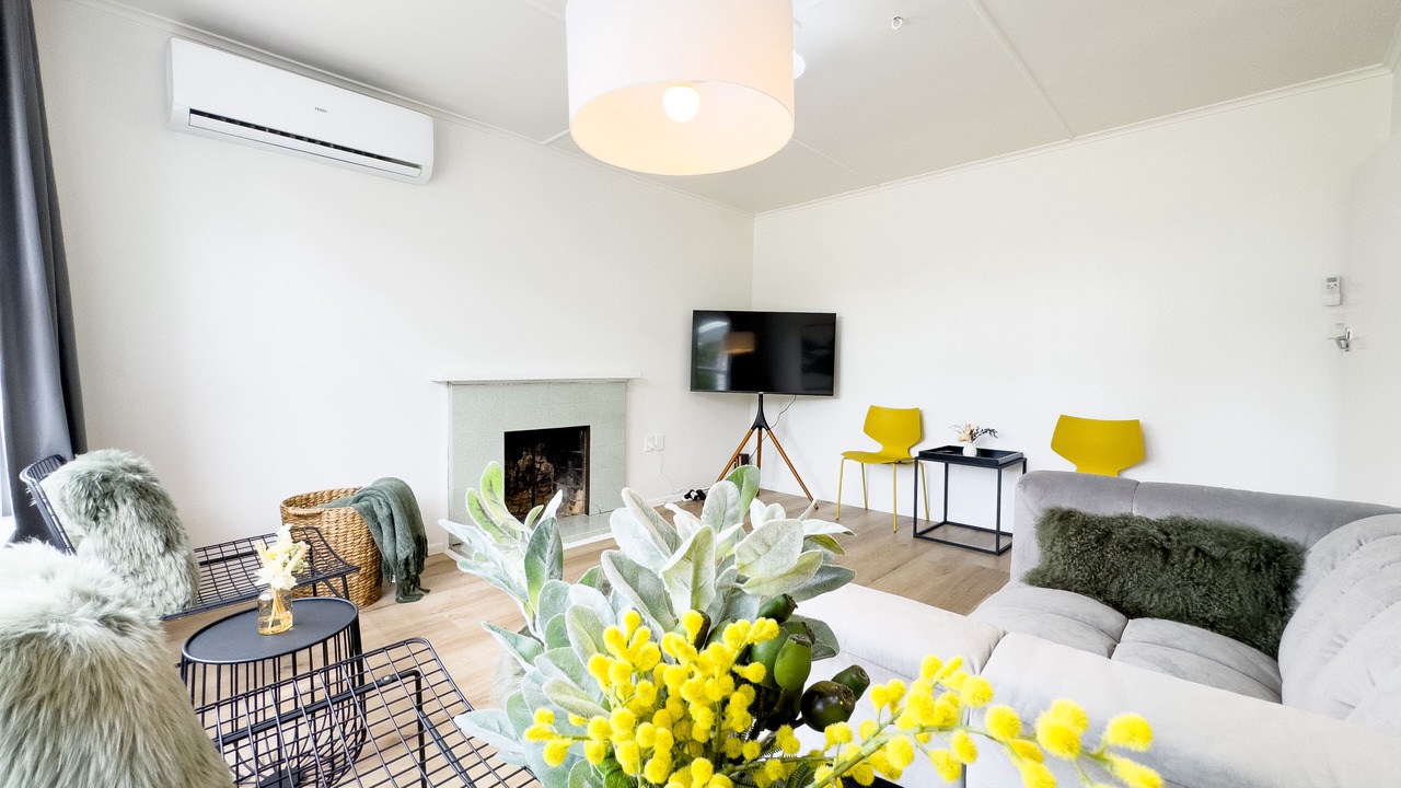 Photo of Livingroom in Whangarei