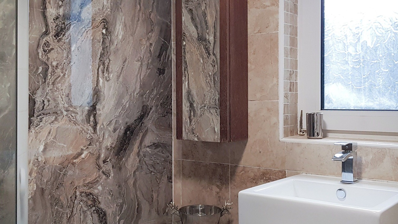 Photo of Bathroom in Auchtermuchty