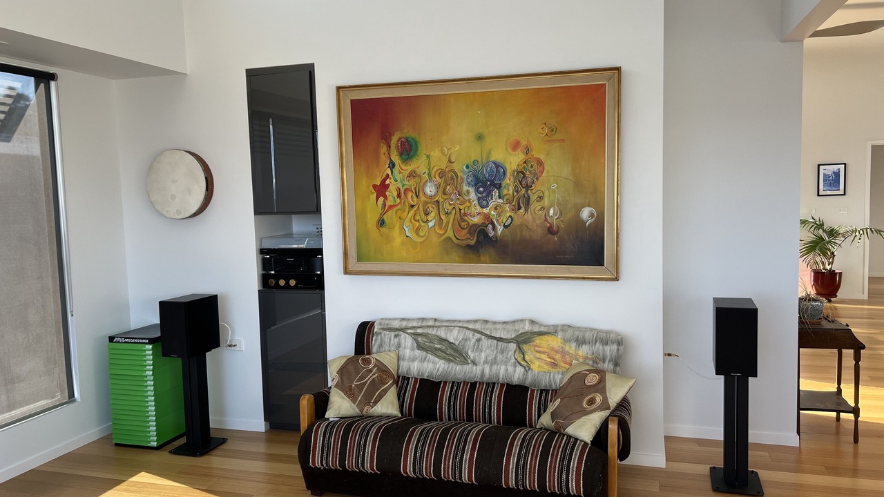 Photo of Livingroom in Tranmere