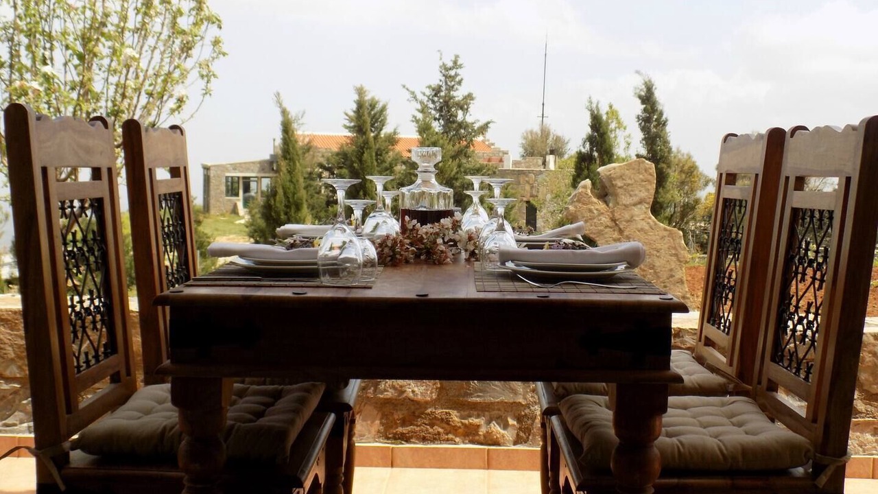 Photo of Outdoor in Krouson